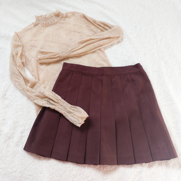 American Apparel Dresses & Skirts - American Apparel Truffle Tennis Skirt